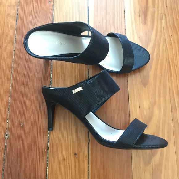 Calvin Klein heels - Picture 1 of 6